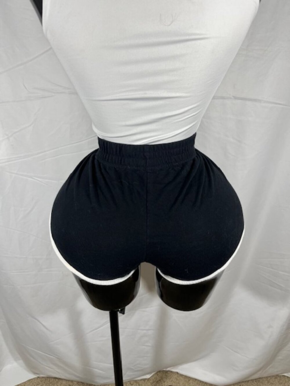 Forever 21 Black Athletic Shorts – Size L - Picture 3 of 4